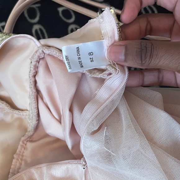 Light in the box kid gown - Picture 9 of 10